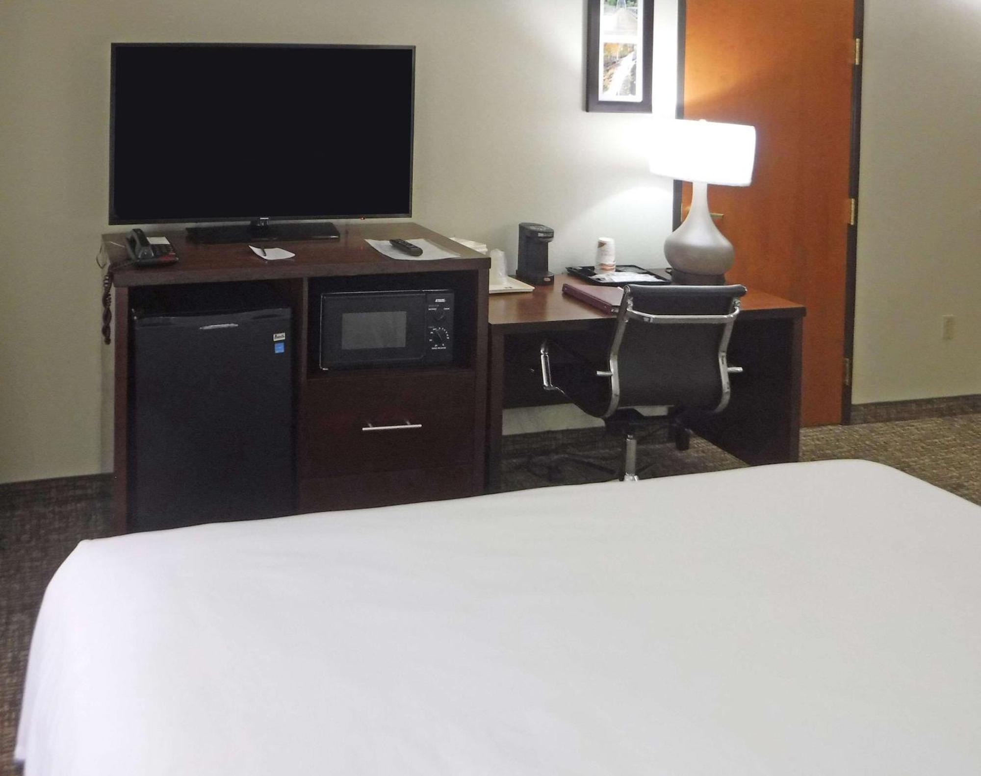 Comfort Inn New River Oak Hill Экстерьер фото
