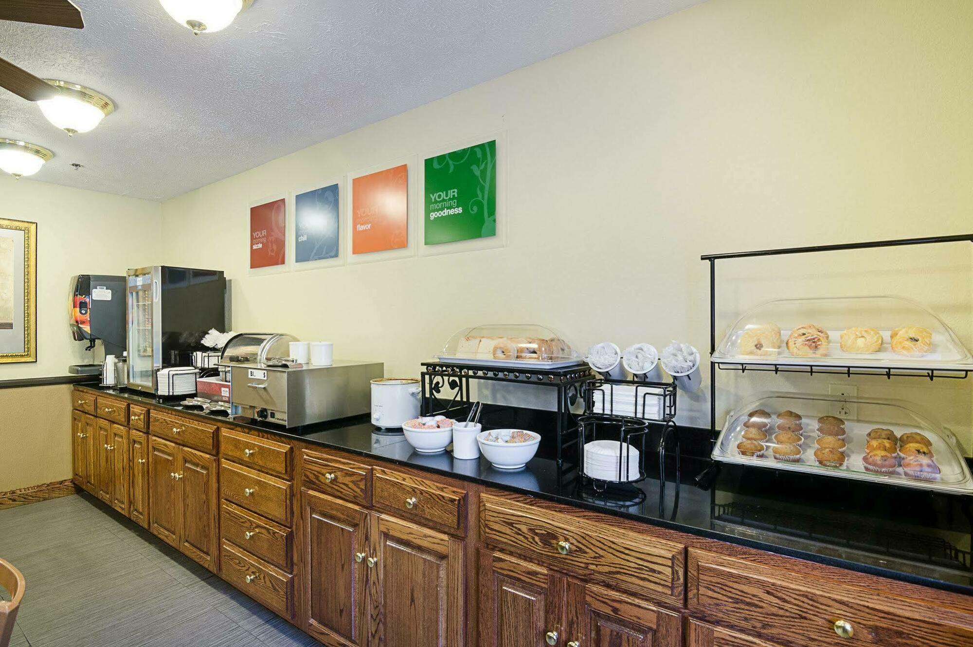 Comfort Inn New River Oak Hill Экстерьер фото