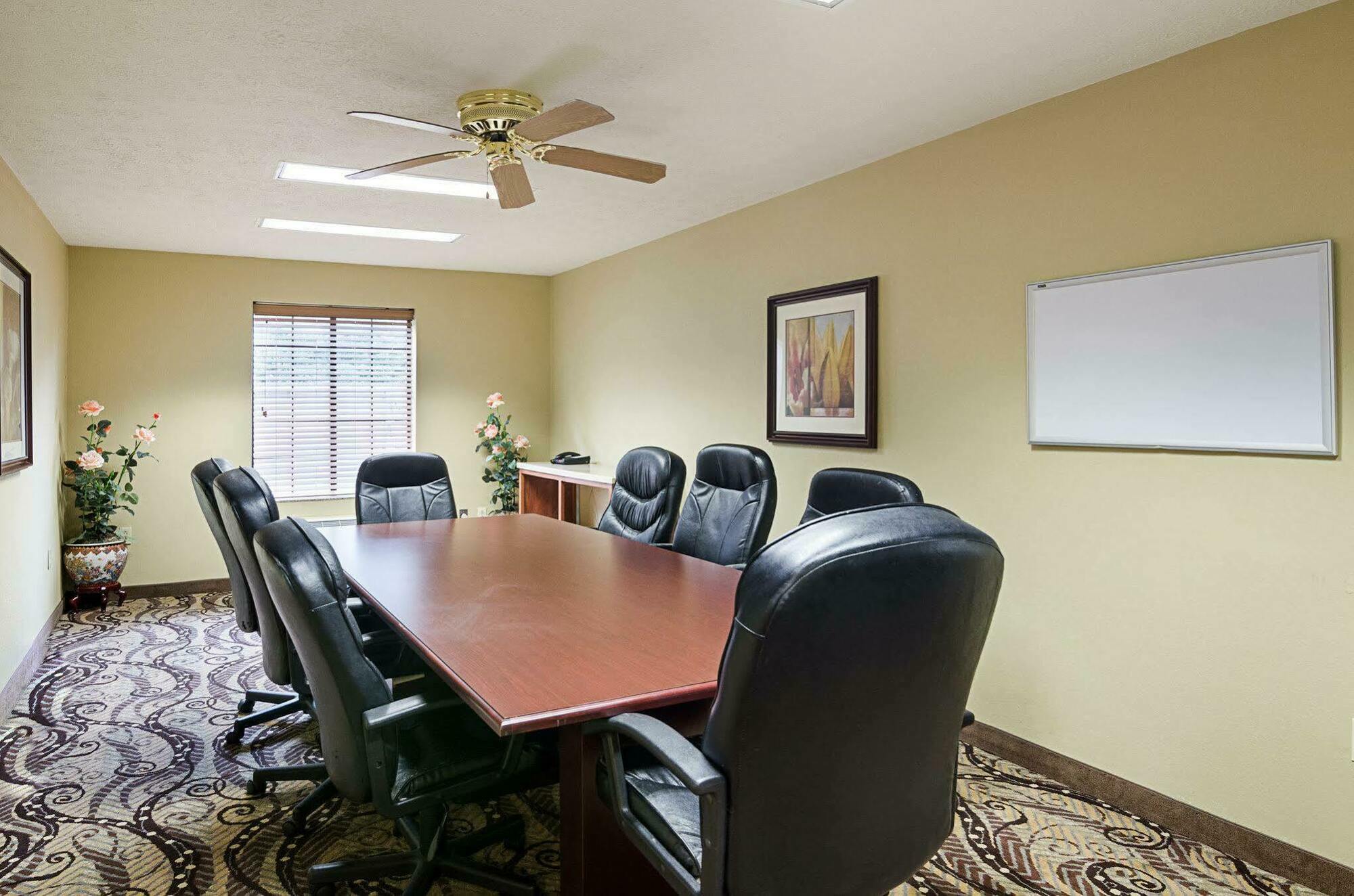 Comfort Inn New River Oak Hill Экстерьер фото