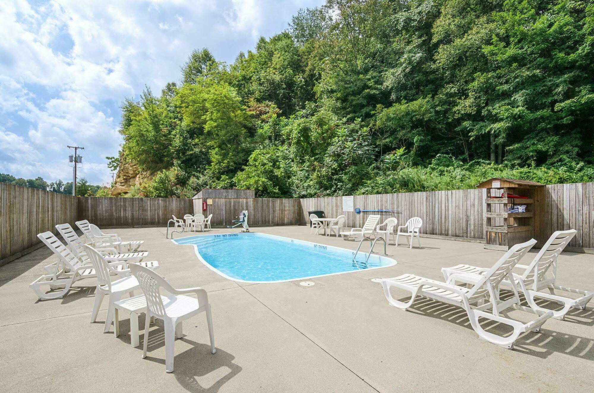Comfort Inn New River Oak Hill Экстерьер фото